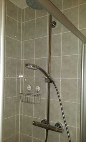 Neue moderne Showerpipe --ebenerdiger Einstieg ...