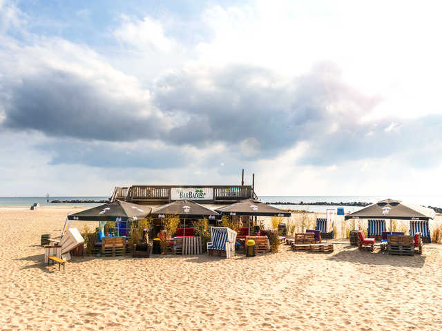 Strandbar direkt an der Ostsee