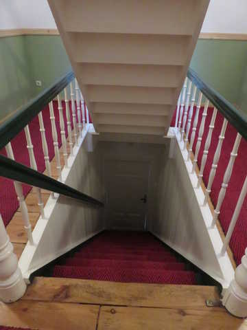 Treppe zu 1. Etage