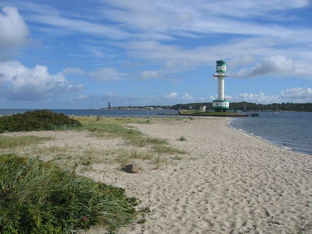 der schönste und längste Strand von Kiel ( Falc...