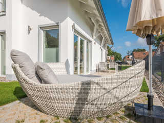 Exklusives Ferienhaus im Luftkurort - Sauna - Garten - See Lounge auf der Terrasse