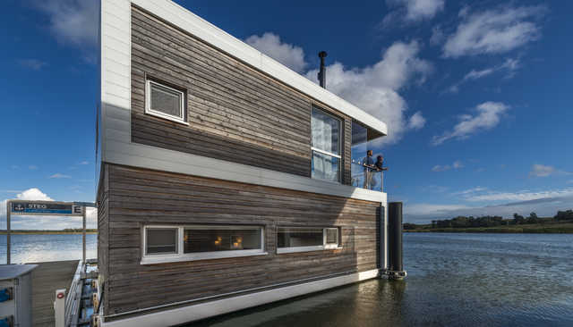 01. Floating Houses (95 m²) mit Kamin 