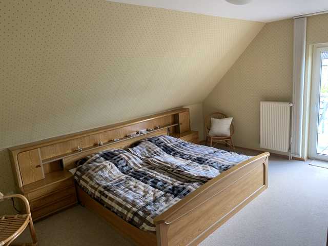 Schlafzimmer mit Doppelbett 200x200
