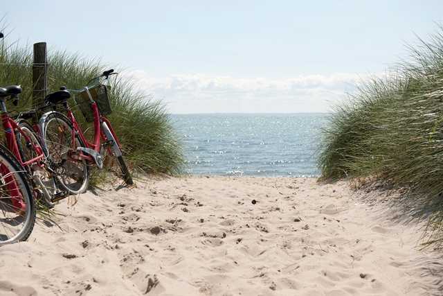 Mit dem Fahrrad zum Ostseestrand