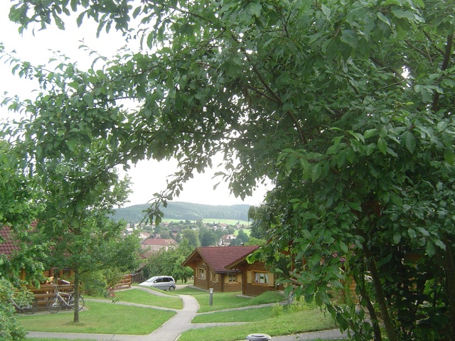 Stamsried im Tal mit Barockschloß