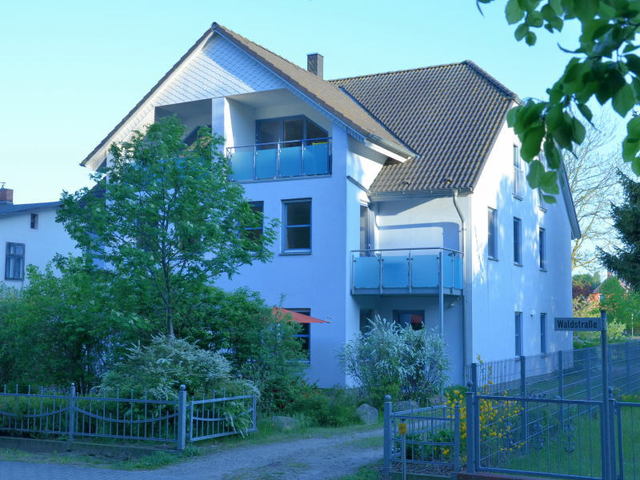 Blaues Haus - Ferienwohnungen Egon Schulz Ferienhausblick Seeseite