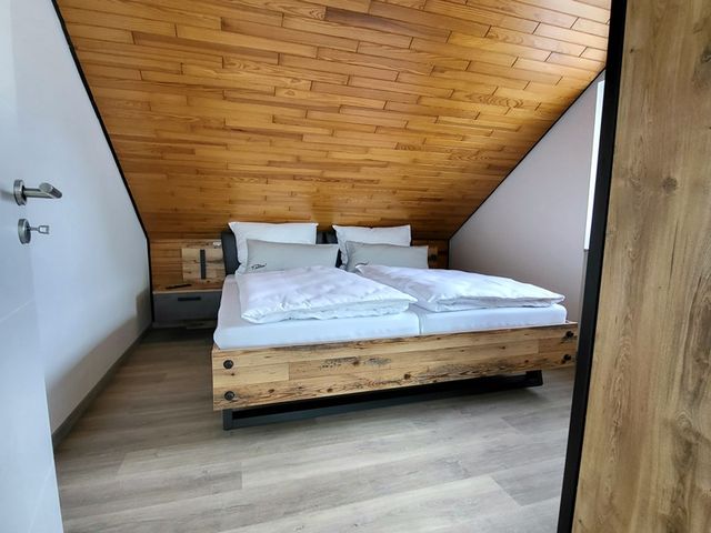 Schlafzimmer / Doppelbett