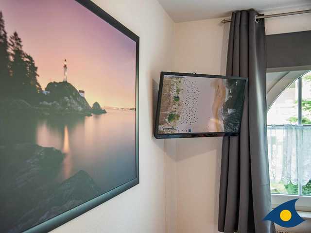Wandgestaltung Schlafzimmer mit TV