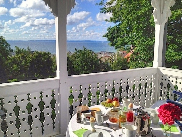 Sassnitz - Villa Melanie Blick vom Balkon auf die Ostsee