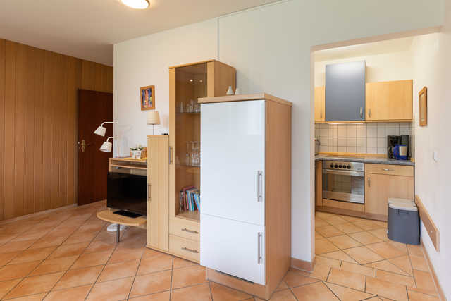 Wohnzimmer mit Küchenbereich