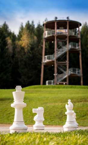Aussichtsturm und Schachspiel in Oberbärenburg