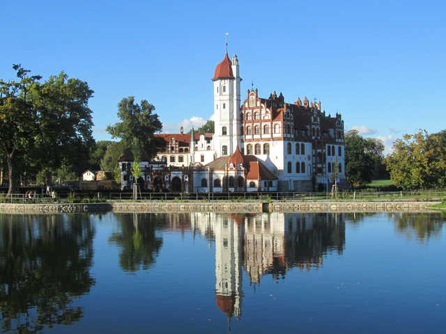 Schloss Basedow von der Ortsseite her