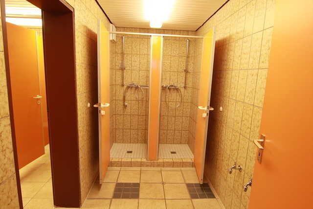 Duschen Finnische Sauna