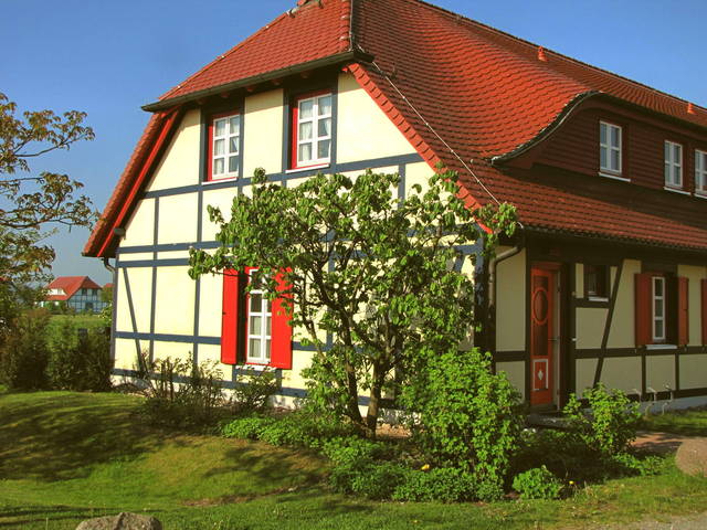 Ferienwohnung Bakenberg auf Rügen Ferienhaus mit Maisonette-Wohnung