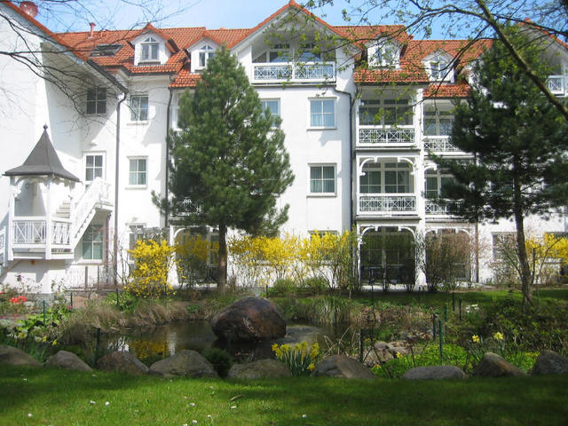 Wohnpark Binz (mit Hallenbad) Innenhof