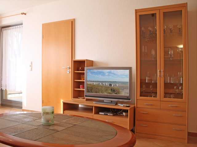 Hansehaus Whg.1 - Blick auf den Fernseher vom Sofa