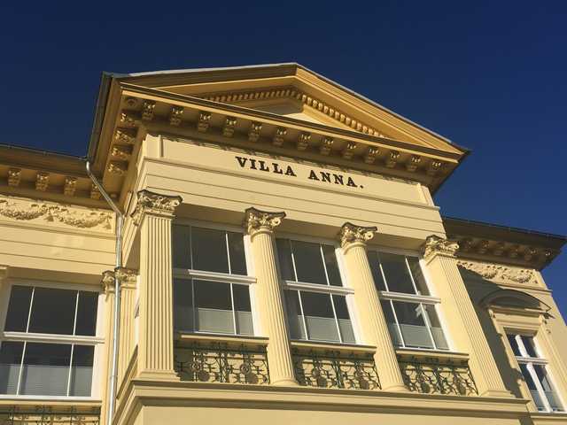 Villa Anna mit neuer Fassadenfarbe