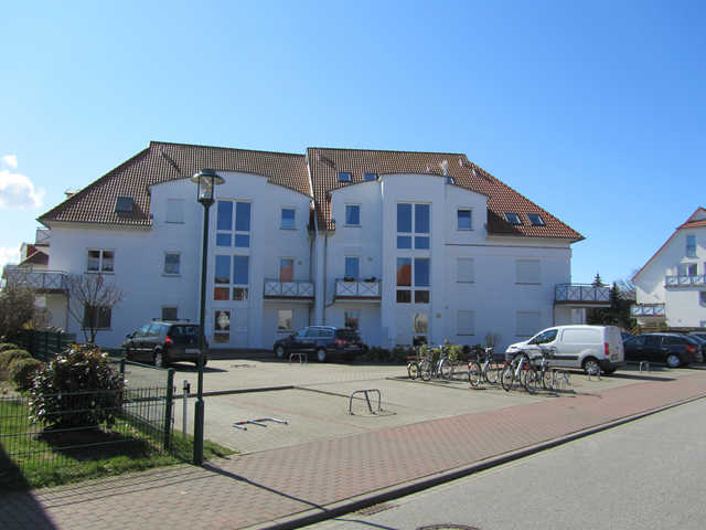 *Maisonette-Ferienwohnung in Graal-Müritz / Lange Eingang mit Stellplatz