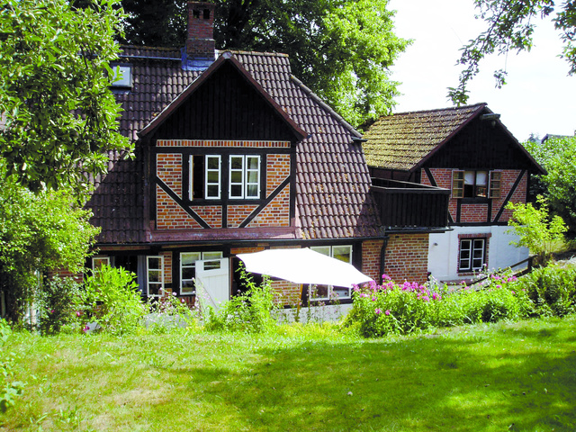 Charmantes Bauernhaus an der Ostsee Fietes Haus Gartenseite
