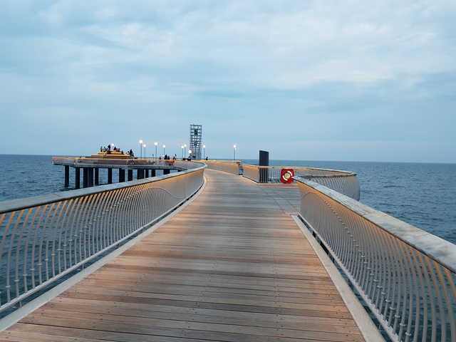 Neue Seebrücke in kurzer Entfernung zu Fuß zu e...