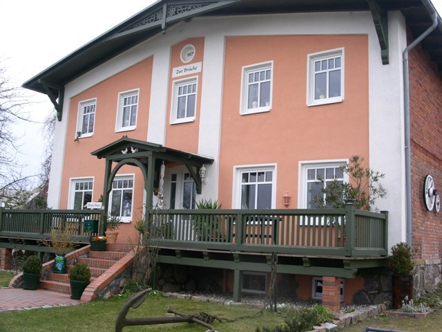 Appartementhaus in Seedorf SE BO -WLAN Hauseingang