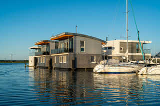10. Floating-Houses (105 m²) Triton mit Sauna 